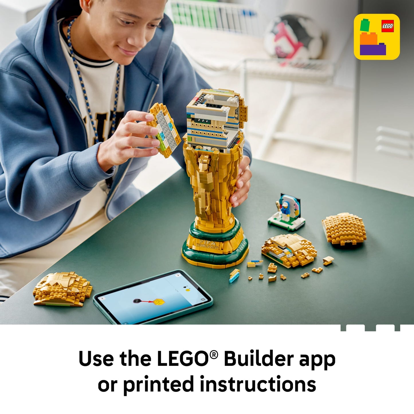 LEGO Editions FIFA World Cup Official Trophy Building Set - Kit for Display in Bedroom, Home Office, Book Shelf - Soccer Fans Collectible - W/ World Cup 2026 Minifigure - Gift for Fans - 43020