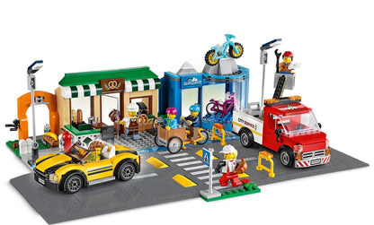 LEGO Shopping Street 60306 Building Set (533 Pieces)