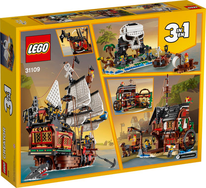 LEGO Creator 3 in 1 Pirate Ship 9+ years, 1260 pieces